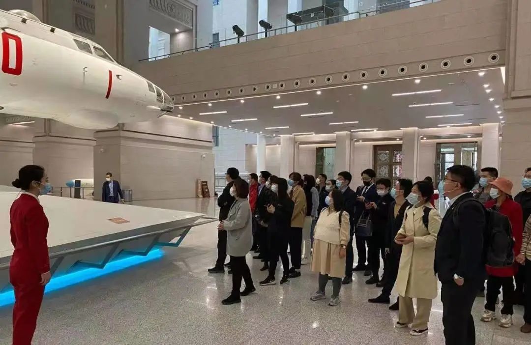 专项治理典型示范｜区律协赴中国人民革命军事博物馆学习交流(图2)